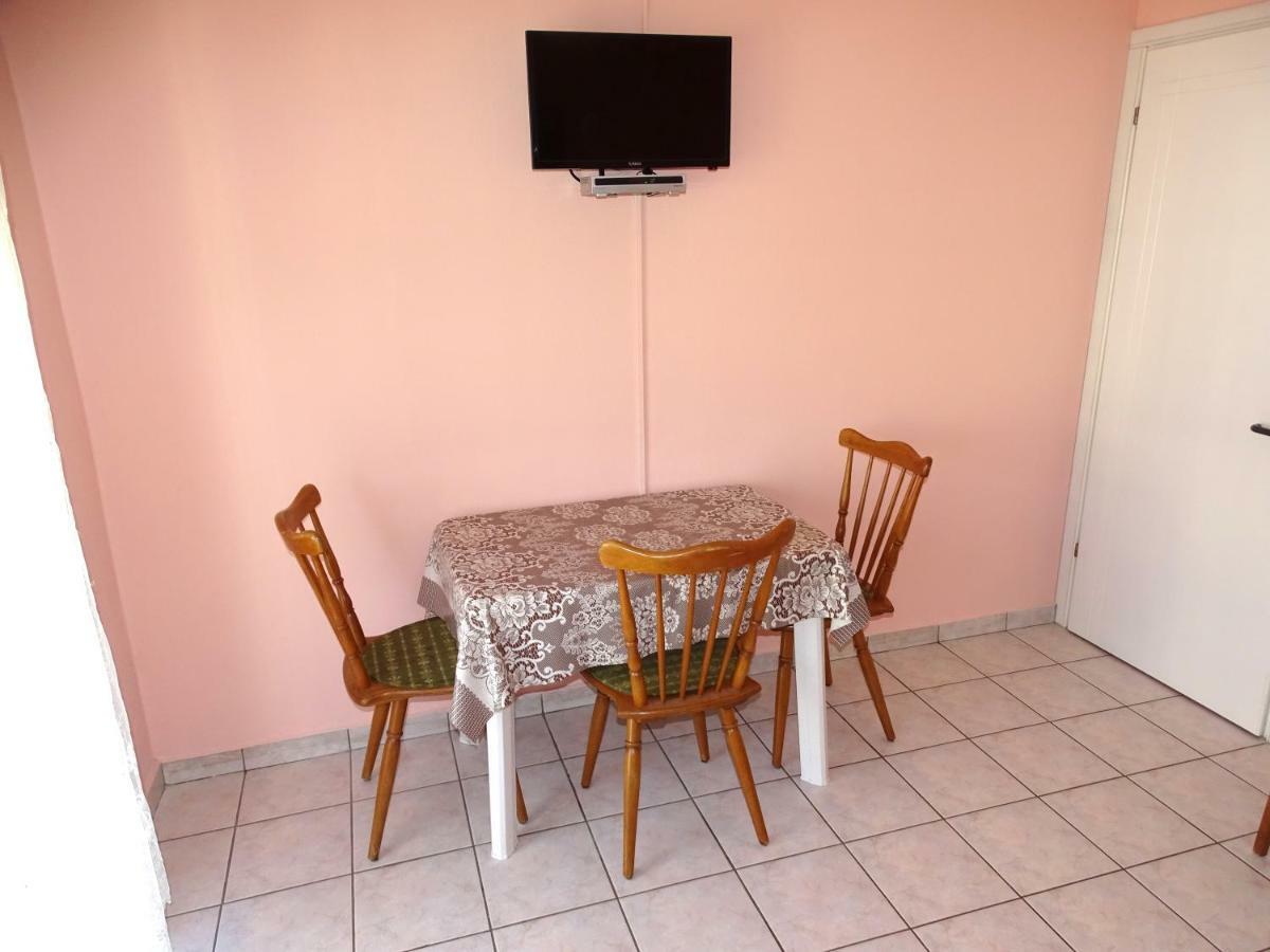Socrates Apartments Olympiakí Aktí Zewnętrze zdjęcie